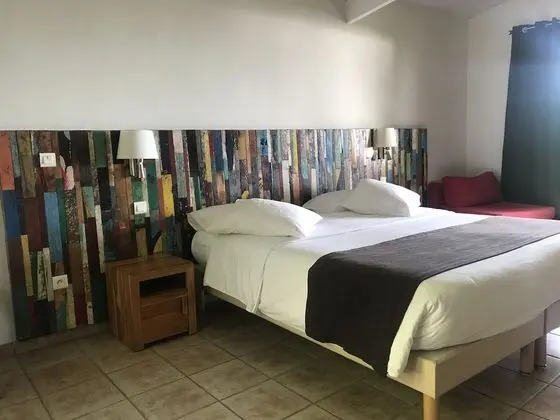 Comfort Tek Büyük veya İki Ayrı Yataklı Oda