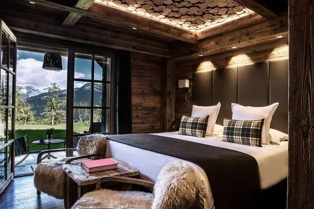 Classic Tek Büyük veya İki Ayrı Yataklı Oda, Teras, Dağ Manzaralı (Chambre Marguerite)