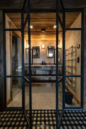 Deluxe Tek Büyük veya İki Ayrı Yataklı Oda