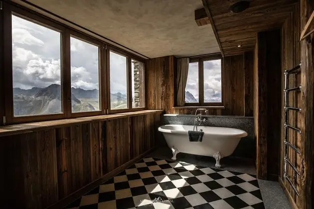 Deluxe Tek Büyük veya İki Ayrı Yataklı Oda