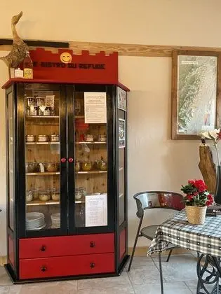 Superior Tek Büyük Yataklı Oda, Üzüm Asması Manzaralı (Chambre Malo)