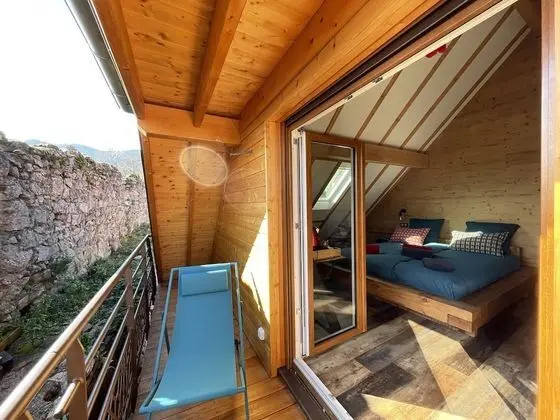 Superior Tek Büyük Yataklı Oda, Üzüm Asması Manzaralı (Chambre Malo)