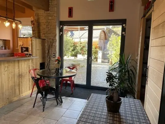 Tek Büyük Yataklı Oda, Banyolu/Duşlu (Chambre Manoun)