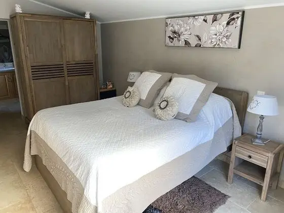 Tek Büyük Yataklı Oda (Magnolia)