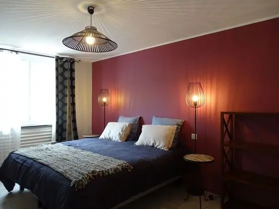 Tek Büyük Yataklı Oda (Puycelsi)