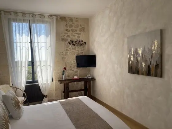 Chambre Cosy salle de bain privative séparée, vue vignoble