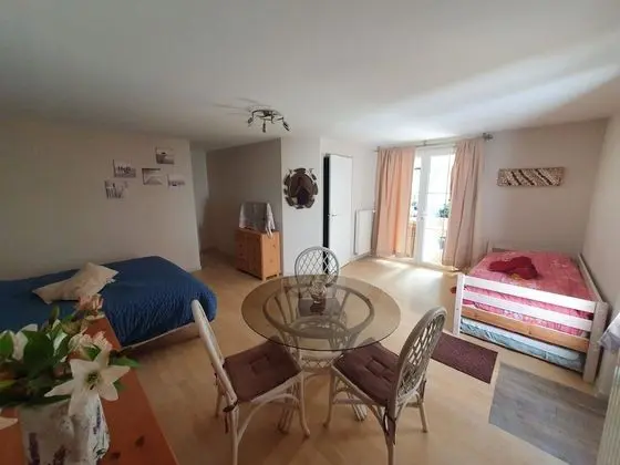 Üç Kişilik Oda (Lys)