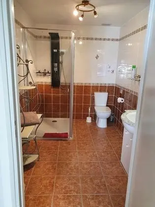 Üç Kişilik Oda (Lys)