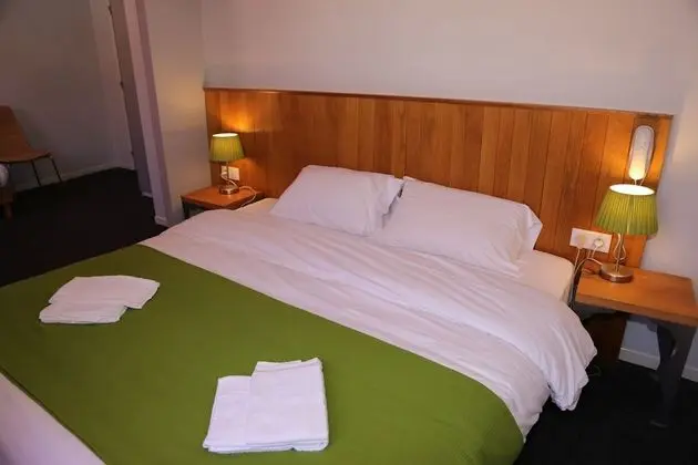 Classic Tek Büyük Yataklı Oda