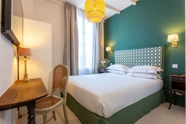 Classic Tek Büyük Yataklı Oda, 1 Büyük (Queen) Boy Yatak