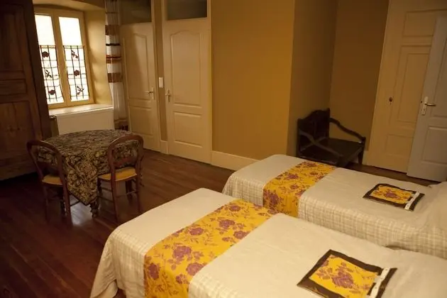 Comfort Üç Kişilik Oda, Banyolu/Duşlu, Bahçe Manzaralı