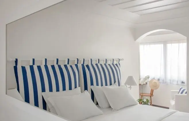 Büyük Yataklı Tek Kişilik Oda