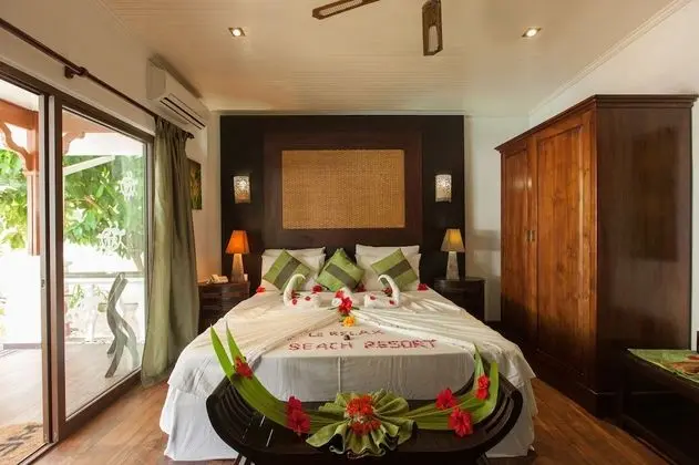 Super Deluxe Family Suite (2 Adults and 1 Children)