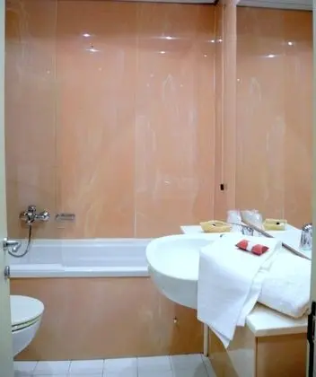 Standard Üç Kişilik Oda