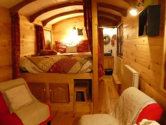 Karavan (La Roulotte des Baladins)
