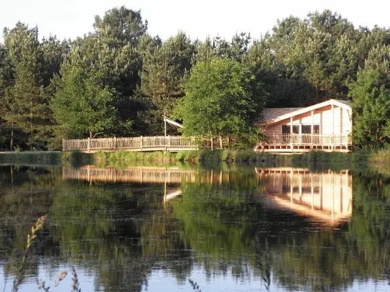 Kulübe, Engellilere Uygun (Le Pêcheur)