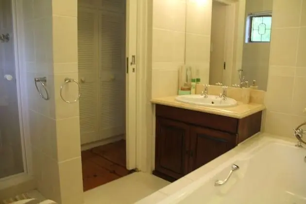 Deluxe Tek Büyük veya İki Ayrı Yataklı Oda (Giverny)