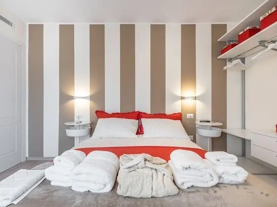 Deluxe Oda, 1 Büyük (Queen) Boy Yatak, Şehir Manzaralı