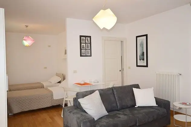 Stüdyo, Balkon (Soho)