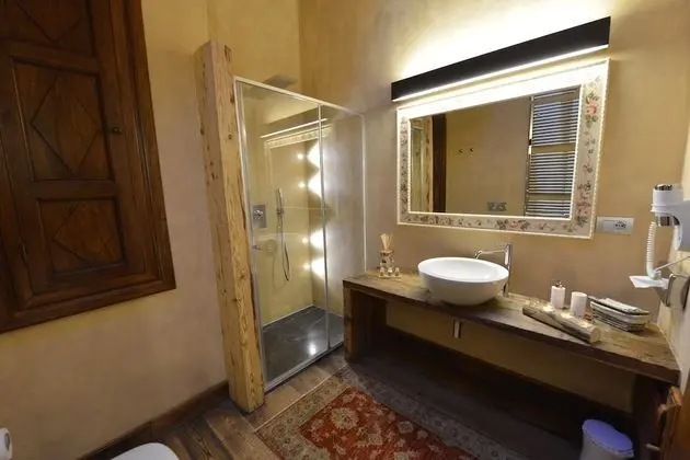 Superior Tek Büyük veya İki Ayrı Yataklı Oda (Deluxe)