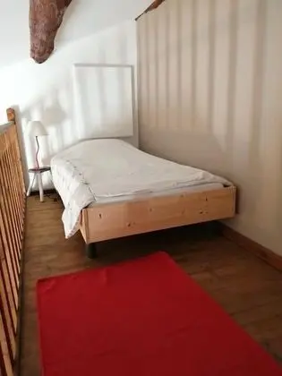 Üç Kişilik Oda, Birden Çok Yatak, Sigara İçilmez