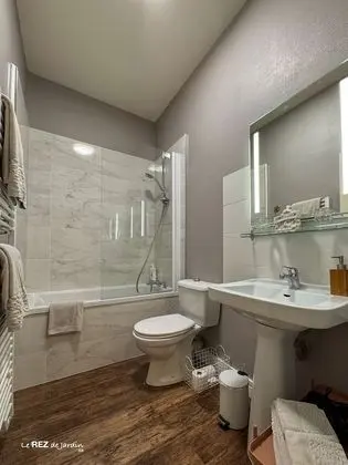 Comfort Tek Büyük Yataklı Oda, Özel Banyo