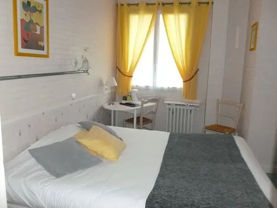 Comfort Tek Büyük Yataklı Oda