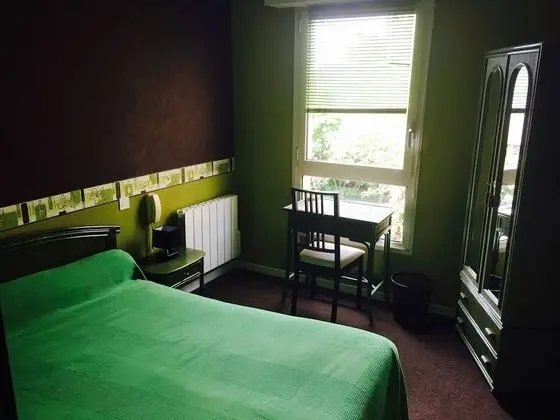 Tek Büyük Yataklı Oda (Shower)