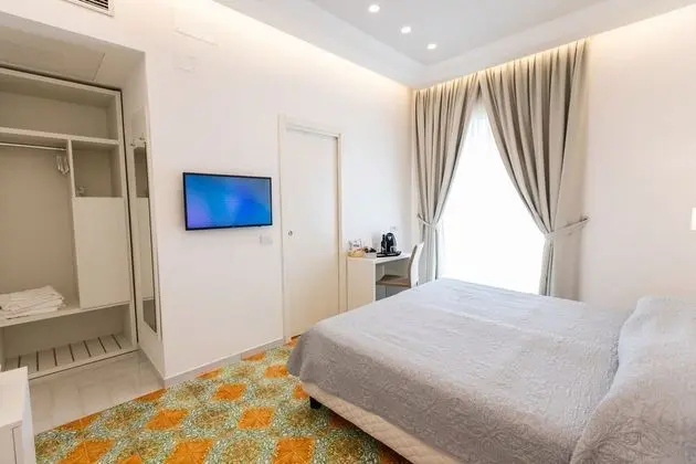 Deluxe Tek Büyük veya İki Ayrı Yataklı Oda, Deniz Manzaralı