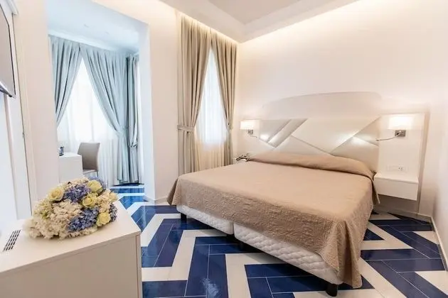 Standard Tek Büyük veya İki Ayrı Yataklı Oda, Bahçe Manzaralı