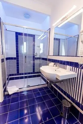 Standard Tek Büyük veya İki Ayrı Yataklı Oda, Bahçe Manzaralı