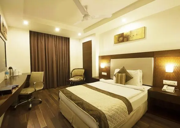 Deluxe Tek Büyük veya İki Ayrı Yataklı Oda, 1 En Büyük (King) Boy Yatak