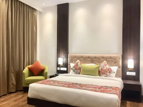 Premium Tek Büyük Yataklı Oda