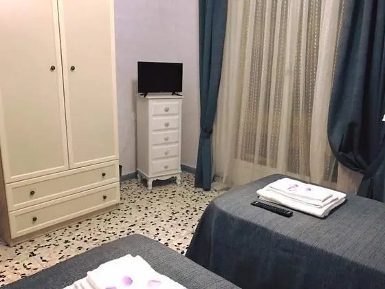 İki Ayrı Yataklı Oda (Private External Bathroom)