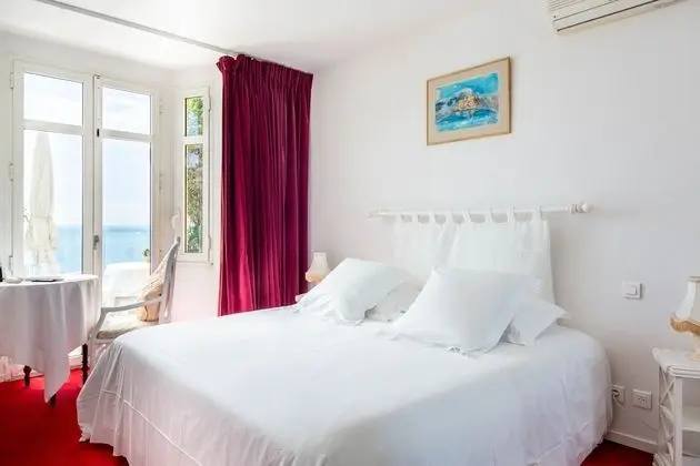 Tek Büyük Yataklı Oda, Balkon, Deniz Manzaralı (Le Bougainvillier)