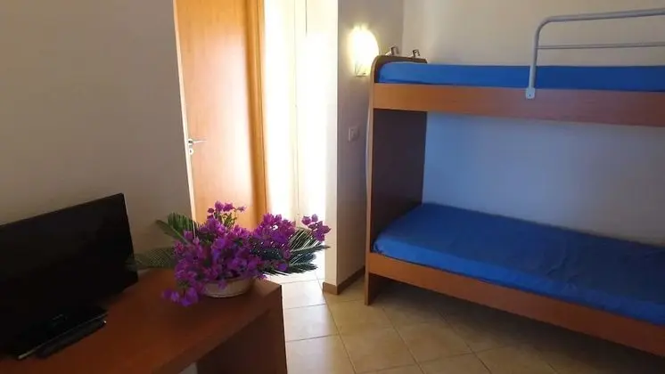 Comfort Dört Kişilik Oda
