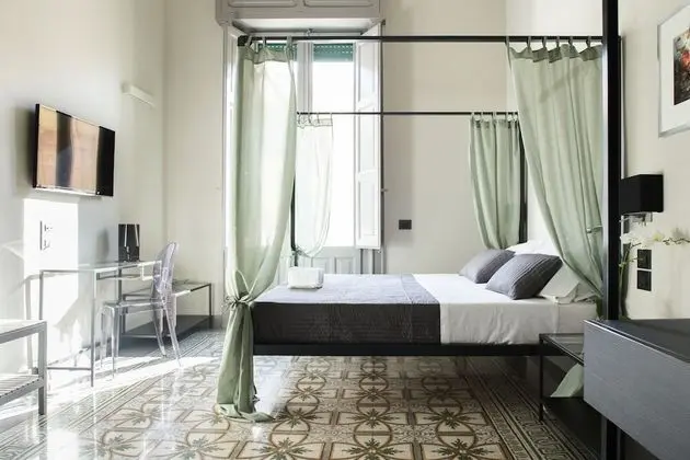 Comfort Tek Büyük Yataklı Oda
