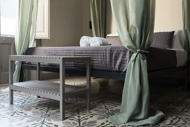 Comfort Tek Büyük Yataklı Oda