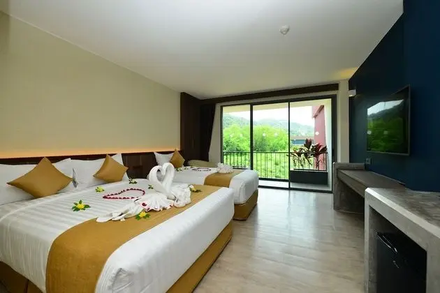 Deluxe Üç Kişilik Oda