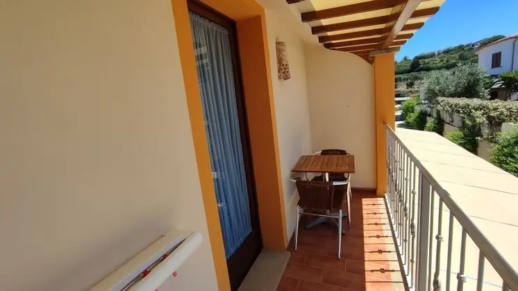 Comfort Büyük Yataklı Tek Kişilik Oda