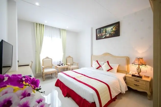 Tek Büyük Yataklı Oda (VIP with Window)