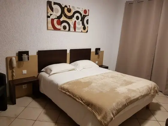 Tek Büyük Yataklı Oda, Denize Bakan