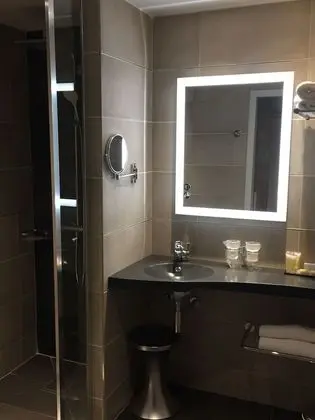 İki Ayrı Yataklı Oda, Denize Bakan