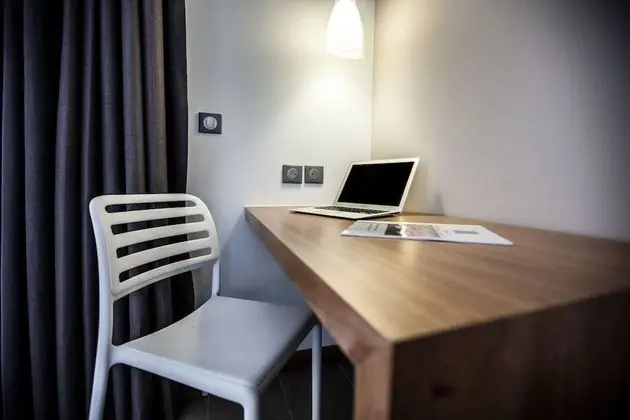 Studio kitchenette côté rue
