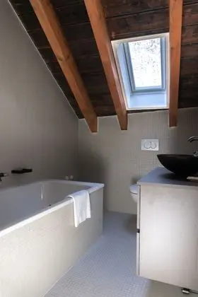 Exclusive Tek Büyük Yataklı Oda