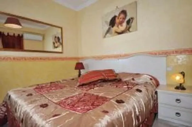 Dört Kişilik Oda, Bağlantılı Odalar (Ensuite)