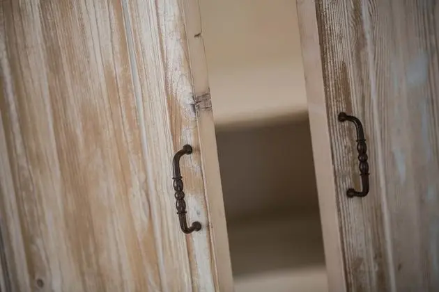 Deluxe Tek Büyük Yataklı Oda, Balkon, Bahçe Manzaralı