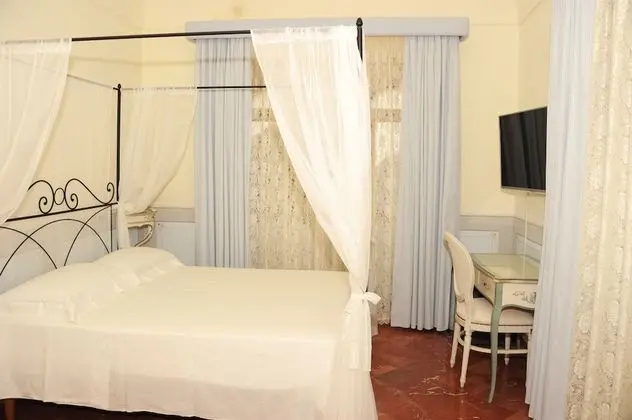 Romantic Tek Büyük Yataklı Oda, 1 Büyük (Queen) Boy Yatak