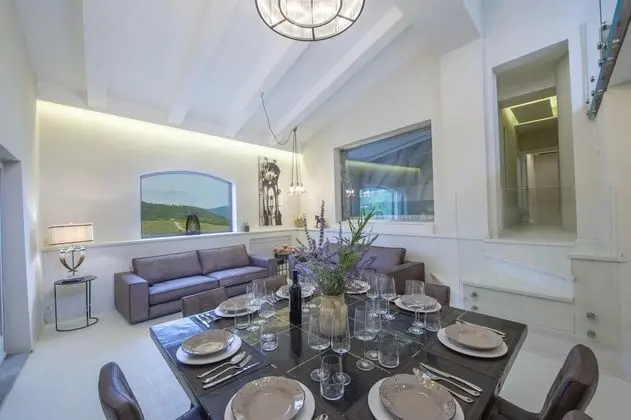 Villa, Sigara İçilebilir