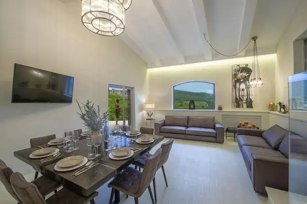 Villa, Sigara İçilebilir